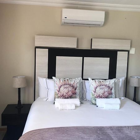 The Clan Guest House Μαζέρου Εξωτερικό φωτογραφία